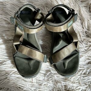 Suicoke Olive Strap Run Sandals